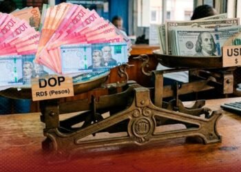 El peso dominicano saca músculos frente al dólar: se aprecia en los primeros cinco meses de 2026