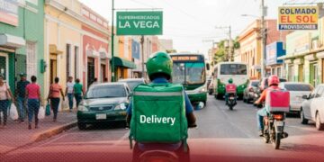 Del campo al delivery: Transformación del mercado laboral informal haitiano en República Dominicana