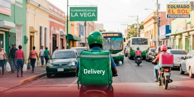 Del campo al delivery: Transformación del mercado laboral informal haitiano en República Dominicana
