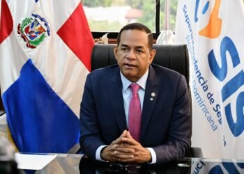 Valentín valora desmonte gradual del impuesto al seguro de vida