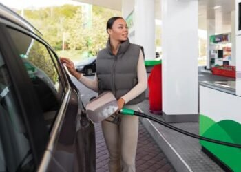 Experto pide impulsar la industria del etanol como biocombustible en República Dominicana