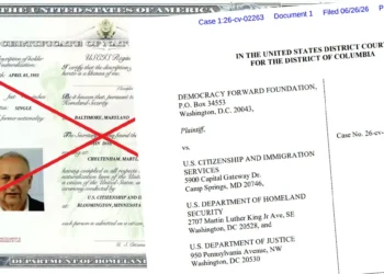 ¿Cuál es el verdadero plan de Trump para quitar la ciudadanía a inmigrantes? Una demanda busca revelarlo