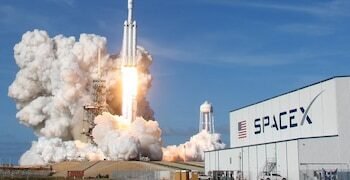 SpaceX, la compañía aeroespacial de Elon Musk, sale a cotizar en Wall Street y busca recaudar una cifra millonaria