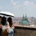 Ola de calor en Europa obliga a cancelar eventos y restringir viajes