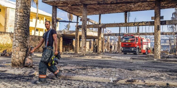 Del paraíso al humo: el día que turistas corrieron para salvar sus vidas en Bayahíbe