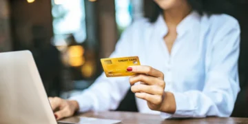 El riesgo de guardar tu tarjeta en una página web del internet