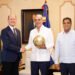 Presidente Luis Abinader recibe a ejecutivos de la FIBA en el Palacio Nacional