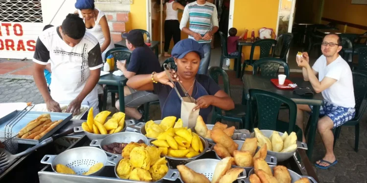 ¿Por qué hay tantos negocios informales en República Dominicana?