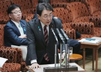 Japón planea desarrollar un modelo de IA propio y tener 10 millones de robots en 2040