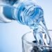 El agua embotellada se consolida como la principal fuente para beber en el país