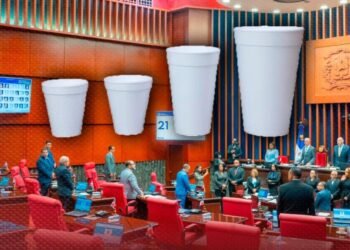 Adiós a vasos foam y otros materiales plásticos, su uso quedará prohibido en diciembre