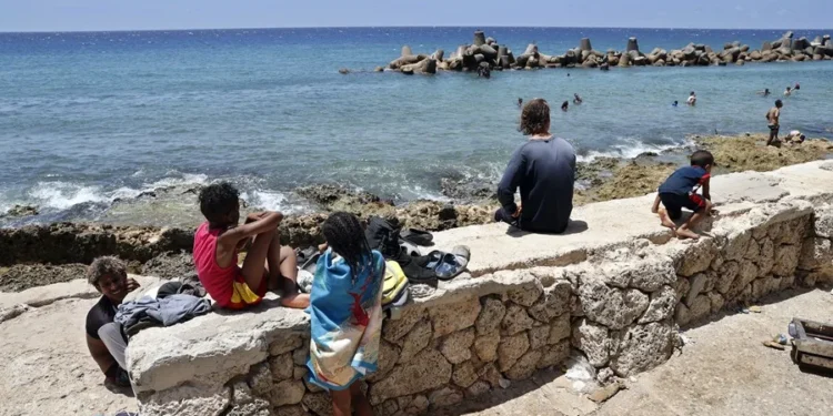 La llegada del verano en Cuba, entre la grave crisis energética y “opciones muy pocas”