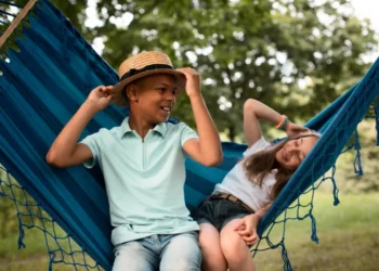 ¿Qué hacer con los niños durante las vacaciones? Ideas para aprender, jugar y compartir en familia