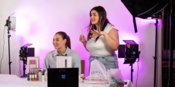 «Gané US$120.000 en un día en TikTok»: el lucrativo negocio de las ventas en vivo
