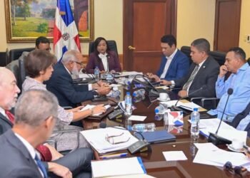 El Congreso y el Gobierno echaron al zafacón la nueva ley de libertad de expresión