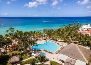 Viva Dominicus Beach reabre con 200 habitaciones tras incendio