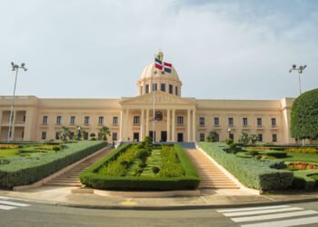 Poder ejecutivo dicta reglamento relativo a la supervisión y regulación del béisbol en la República Dominicana