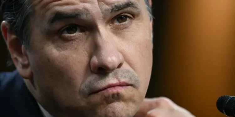 Exabogado de Trump confirmado como fiscal general de EEUU