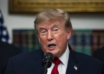 Donald Trump ordena explorar las vías comerciales para enviar humanos a Marte
