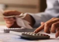 Cobro de deudas en RD: qué pueden hacer las entidades financieras y qué prácticas cruzan la línea