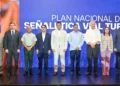 Turismo y RD Vial lanzan plan nacional de señalética turística