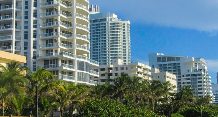 Guía práctica de la Ley de Condominios: derechos, obligaciones y cómo resolver los conflictos más comunes
