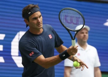 Federer dice que le habría encantado enfrentarse a Carlos Alcaraz y que Djokovic es uno de los favoritos al Abierto de EE.UU.