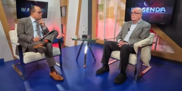 Roberto Casaá: Acusación de ADP sobre libros de historia es temeraria, deshonesta y luce que no los han leído