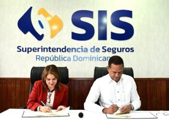 Superintendencia de Seguros y UNIBE acuerdan fortalecer capacitación y cultura de cumplimiento en el sector