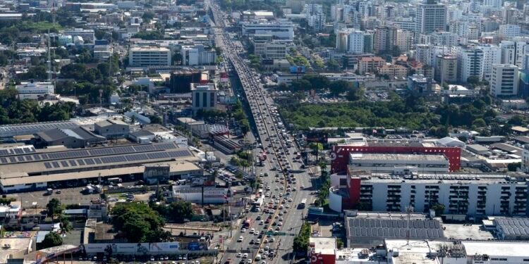 La economía dominicana crece en julio y acumula un 4.5 % en los primeros siete meses de 2026