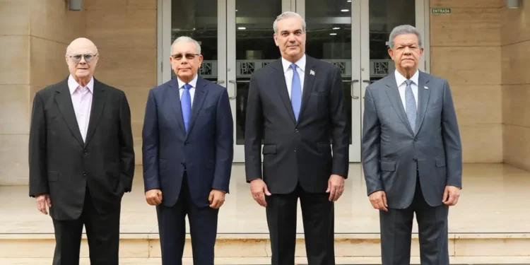 Cinco años de atraso en plan de 12 reformas ¿lo lograrán en dos años?