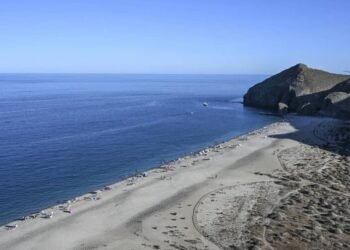 Los mares del mundo se calientan y el Mediterráneo cuadruplica la velocidad, según experto