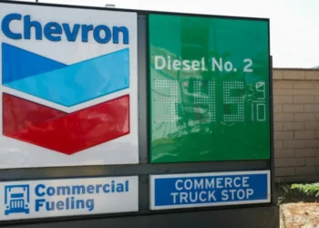 Chevron anuncia acuerdos para duplicar su producción petrolera en Venezuela en 5 años