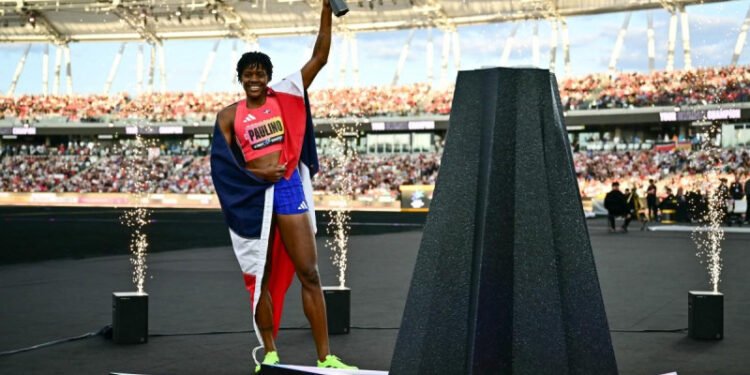 Marileidy Paulino gana la final de los 400 metros en el Ultimate Championship