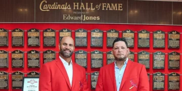 Albert Pujols y Yadier Molina entran al Salón de la Fama de los Cardenales