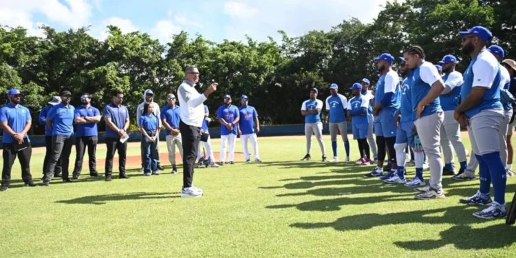 ¡Viene la pelota! Licey, Aguilas, Toros y Estrellas dan apertura a sus entrenamientos
