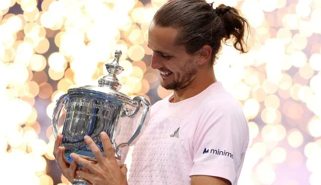 El alemán Alexander Zverev es el nuevo campeón del Abierto de Tenis de Estados Unidos luego de vencer a Ben Shelton