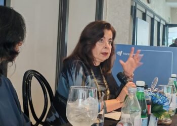 Empresas enfrentan el reto de retener talento ante nuevas expectativas laborales de los jóvenes