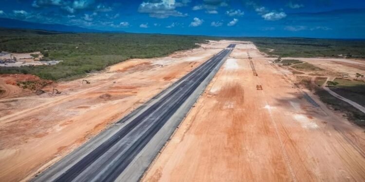 Gobierno prevé tener listo el Aeropuerto de Cabo Rojo en febrero de 2027
