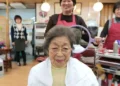 Por primera vez Japón supera las 100.000 personas con 100 años o más (y qué hay detrás de esta asombrosa longevidad)