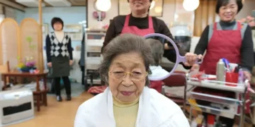 Por primera vez Japón supera las 100.000 personas con 100 años o más (y qué hay detrás de esta asombrosa longevidad)