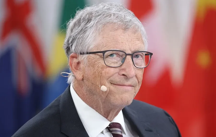Bill Gates dice que las opiniones de Trump sobre la IA reflejan el desconocimiento de la sociedad