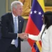 Venezuela firma acuerdos con Chevron y Eni en presencia del secretario de Energía de EE.UU.