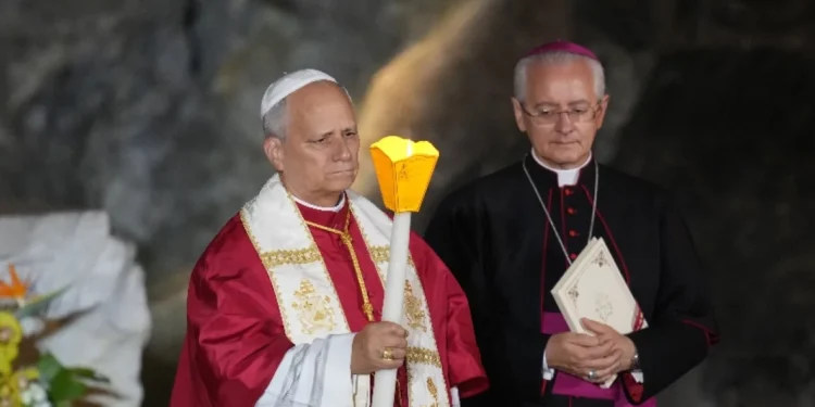 Qué es el adenocarcinoma, el cáncer de pulmón que tenía el papa León XIV