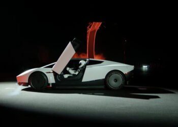 Elon Musk presenta el auto «volador» de Tesla