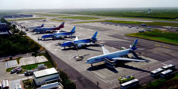 El tráfico aéreo del país vuela más alto: creció un 7.5% a septiembre