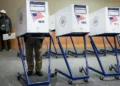 ¿Qué dicen las encuestas a un mes de las elecciones de medio mandato de Estados Unidos?