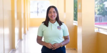Gobierno lanza iniciativa “Estudiante de la Semana” para reconocer el talento y los aportes de los alumnos