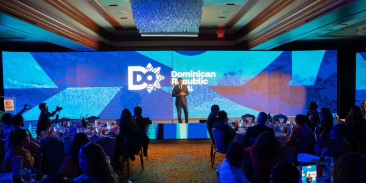 Collado promueve en Houston oferta turística de República Dominicana con un exitoso Roadshow