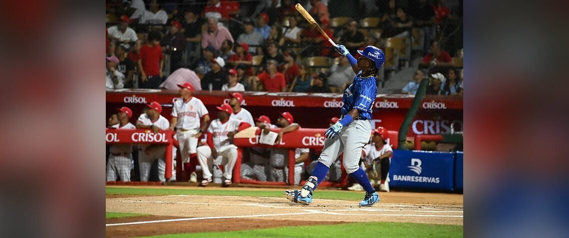 Licey aplasta al Escogido, Estrellas blanquean a los Toros y Gigantes vencen a las Águilas en la jornada inaugural